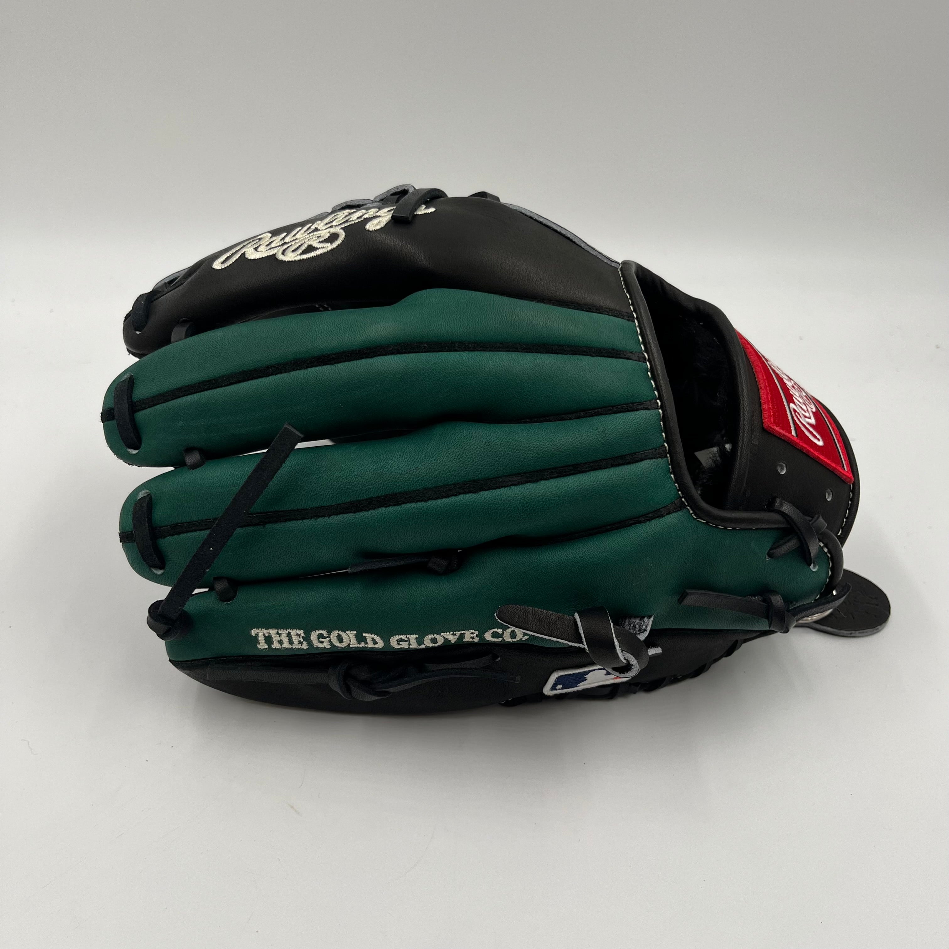 Rawlings Heart of the Hide 11.25 Infield Baseball Glove
