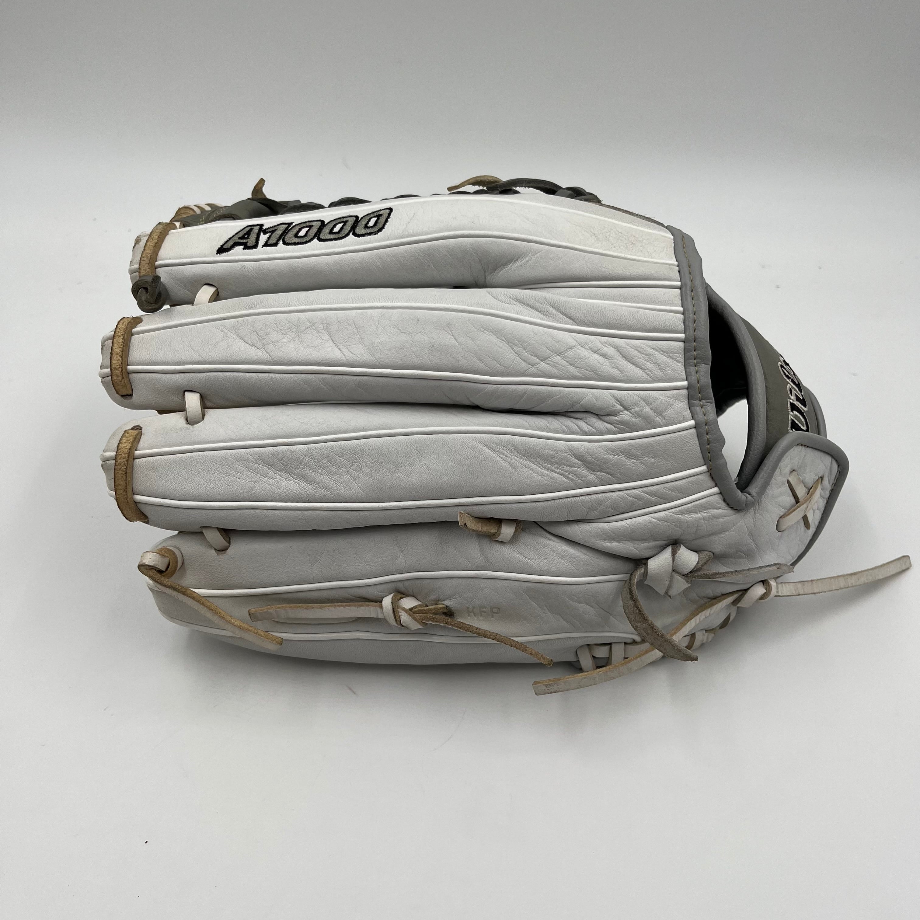 Wilson A1000 12.5 Outfield Softball Glove
