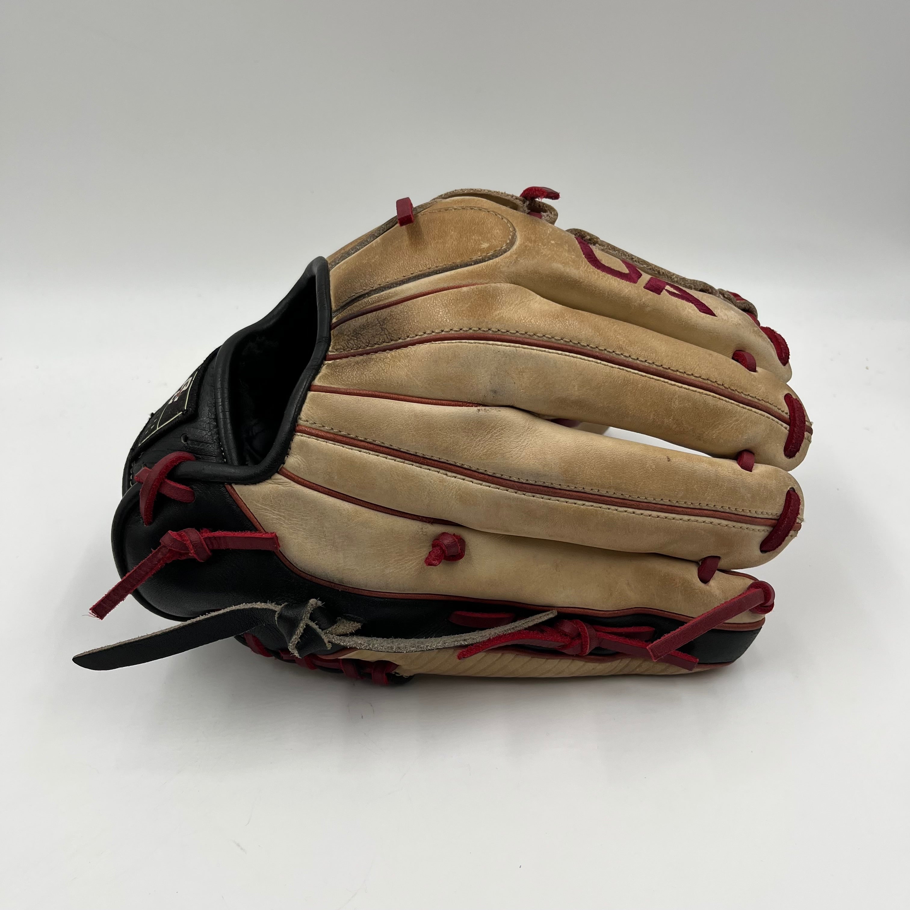 Under Armor Flawless Series 12” Boston College Team Issue Lefty Pitchers Infield Baseball Glove
