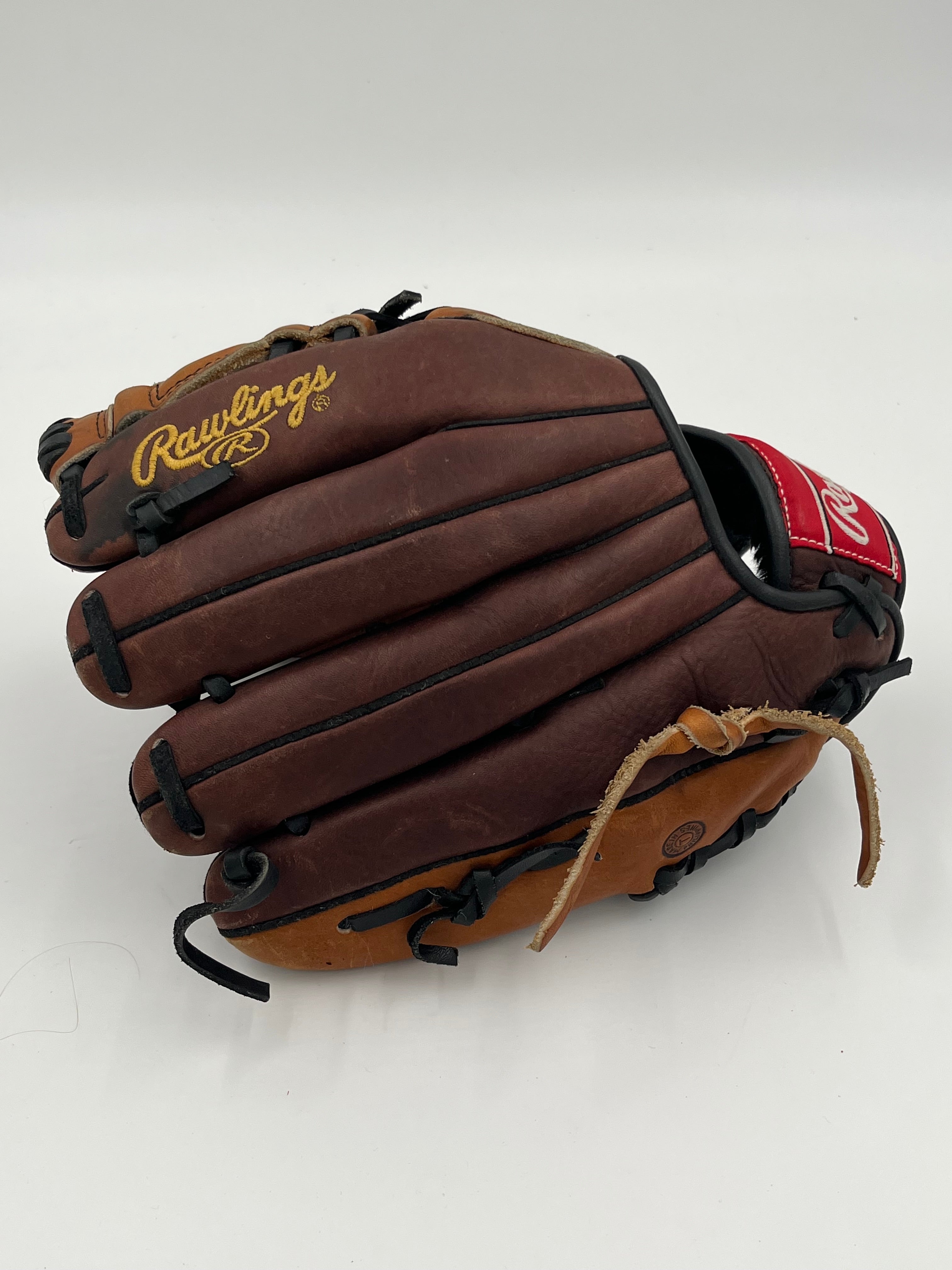Rawlings The Bull RB12 11.25 infield baseball glove