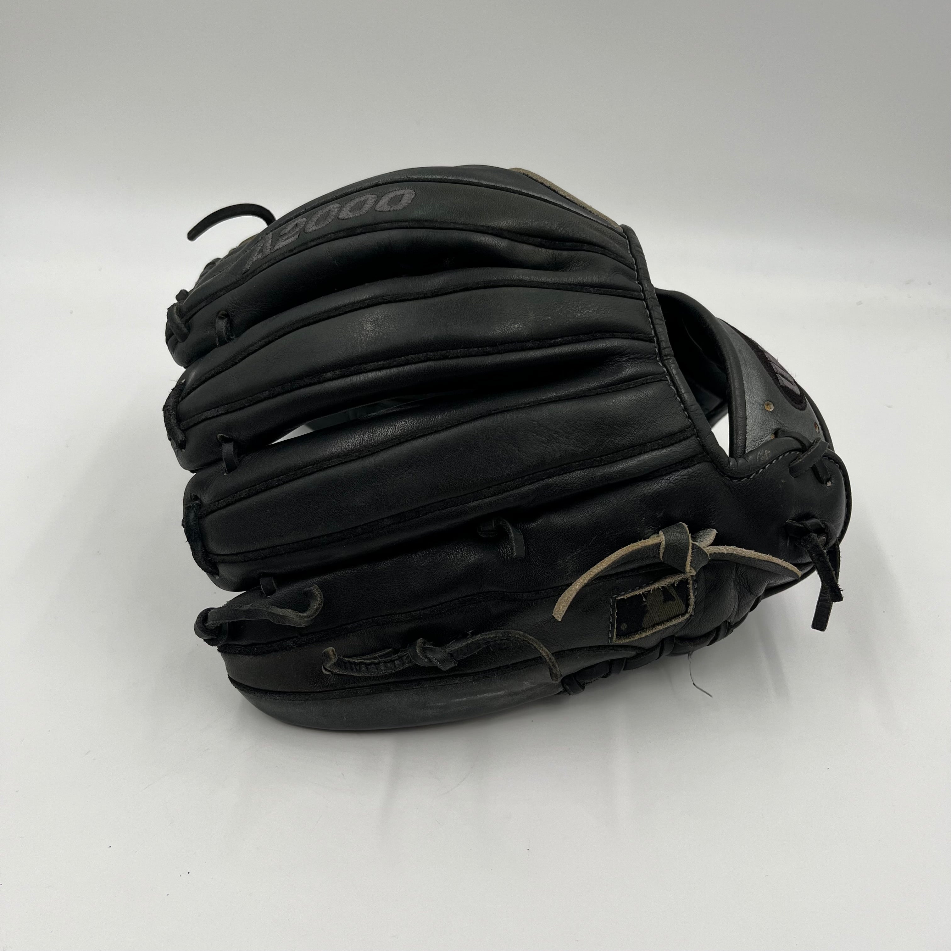 Wilson A2000 1787 11.75 Infield Baseball Glove