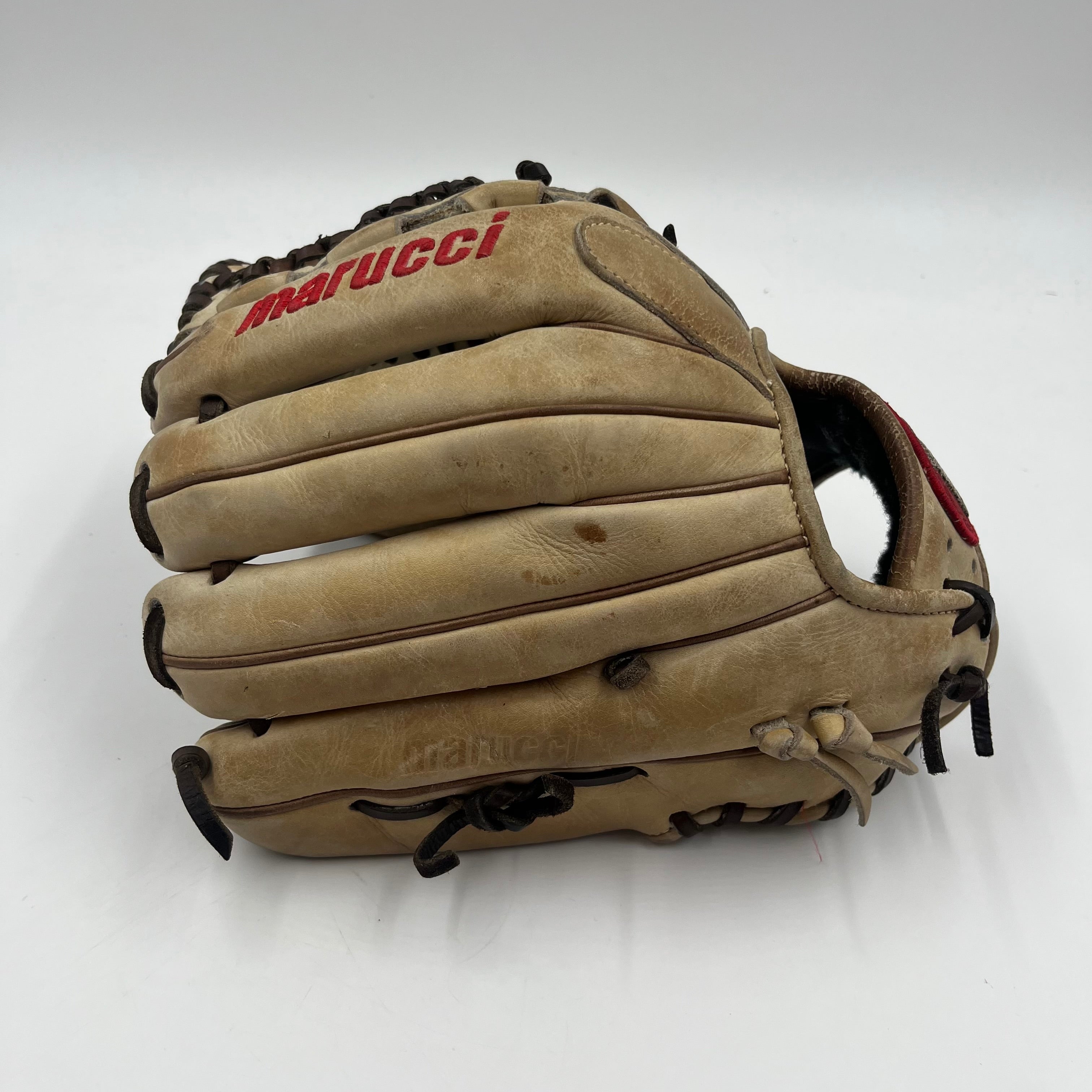 Marucci founders series college issue 11.75 pitchers infield Baseball Glove