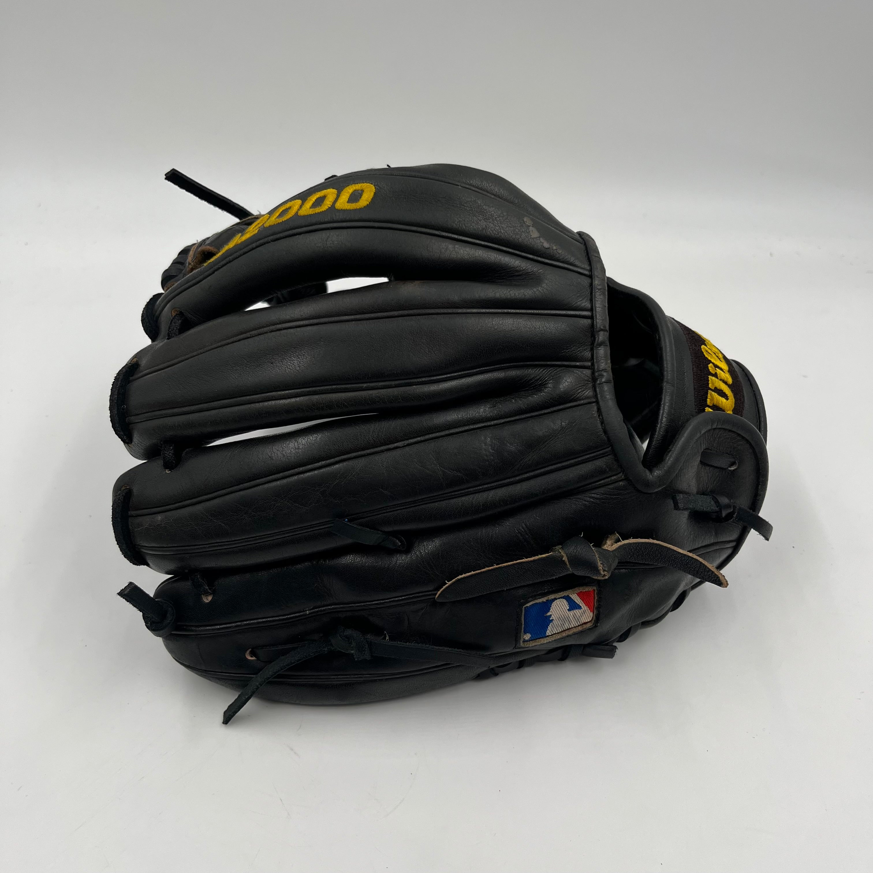 Wilson A2000 DP15 11.5 Infield Baseball Glove