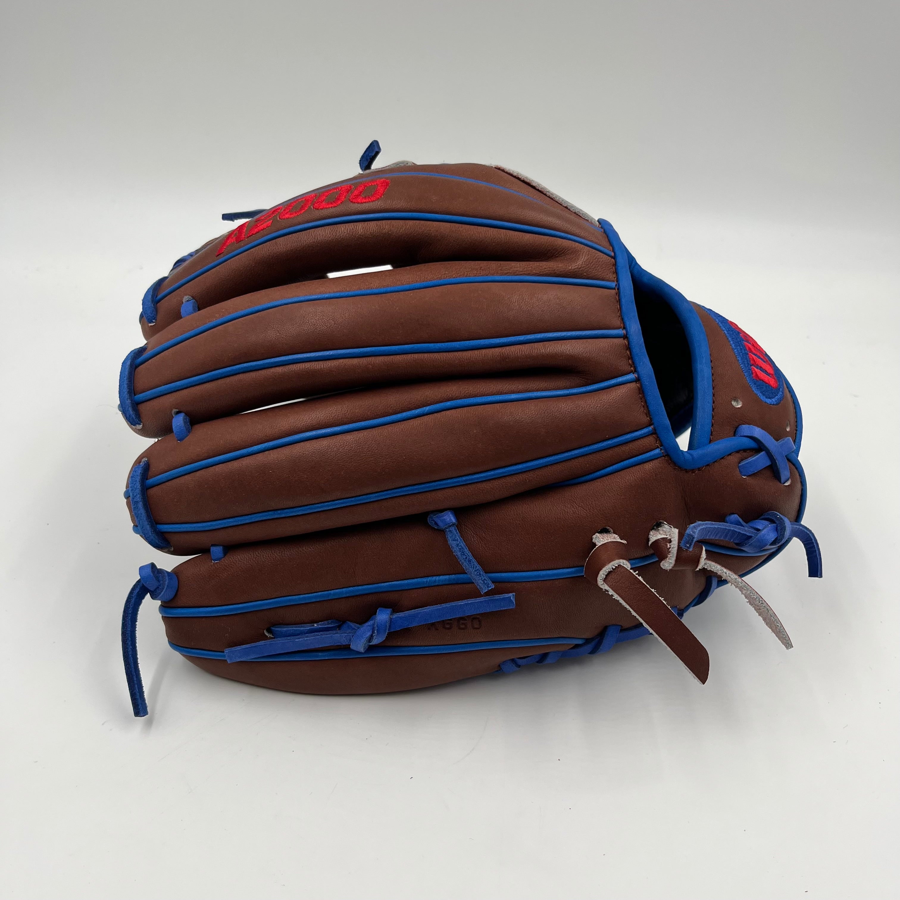 Wilson A2000 DS2 11.75 Infield Baseball Glove