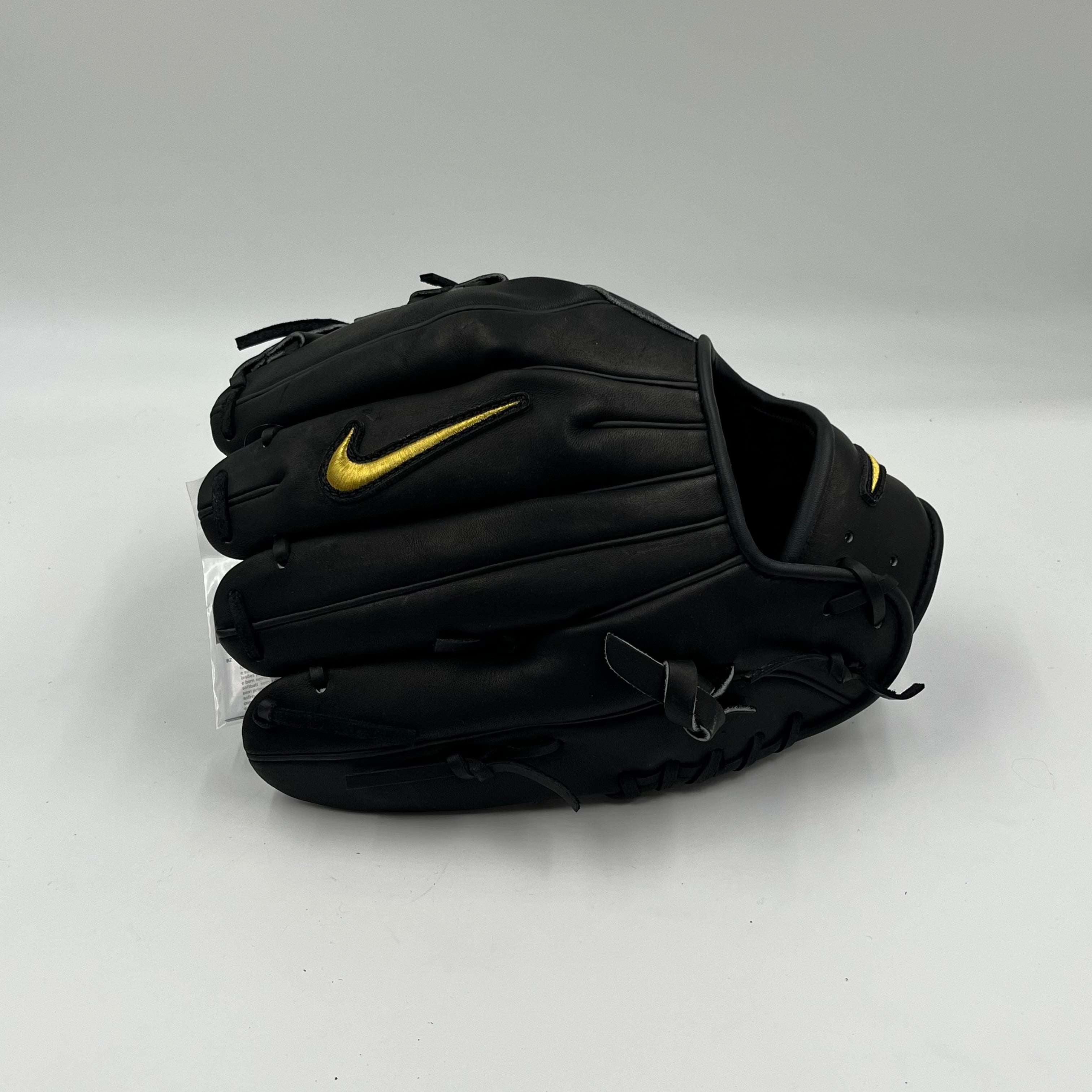 Nike Alpha Huarache 11.25 Infield baseball glove