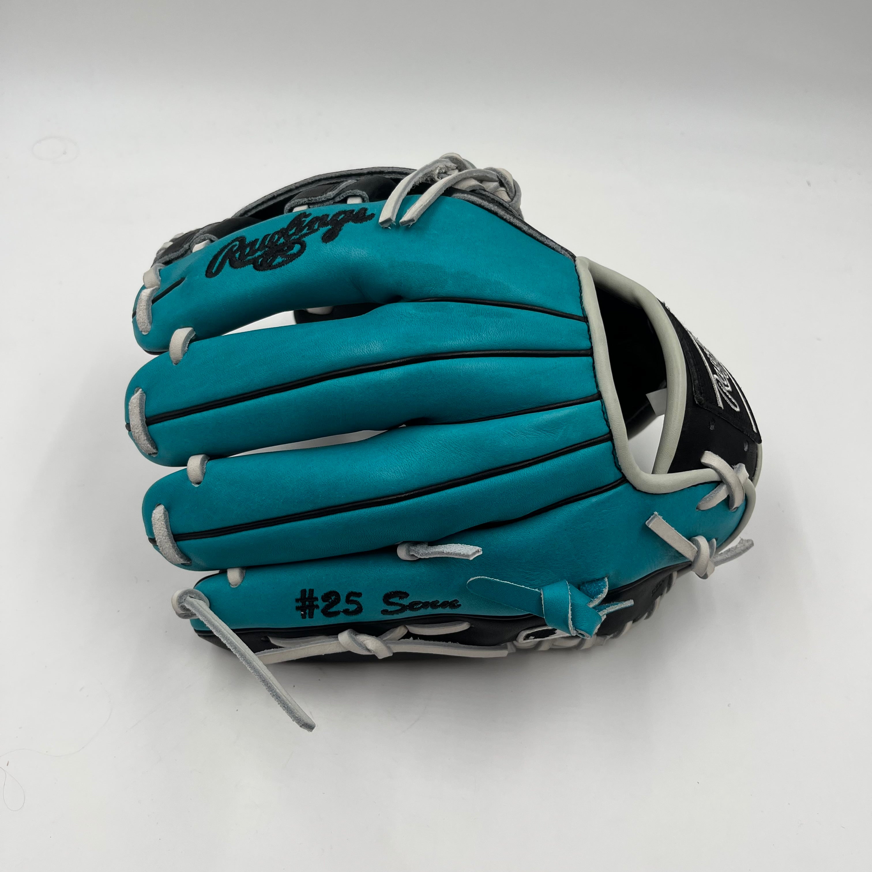 Rawlings Heart of the Hide 11.25 Infield Baseball Glove