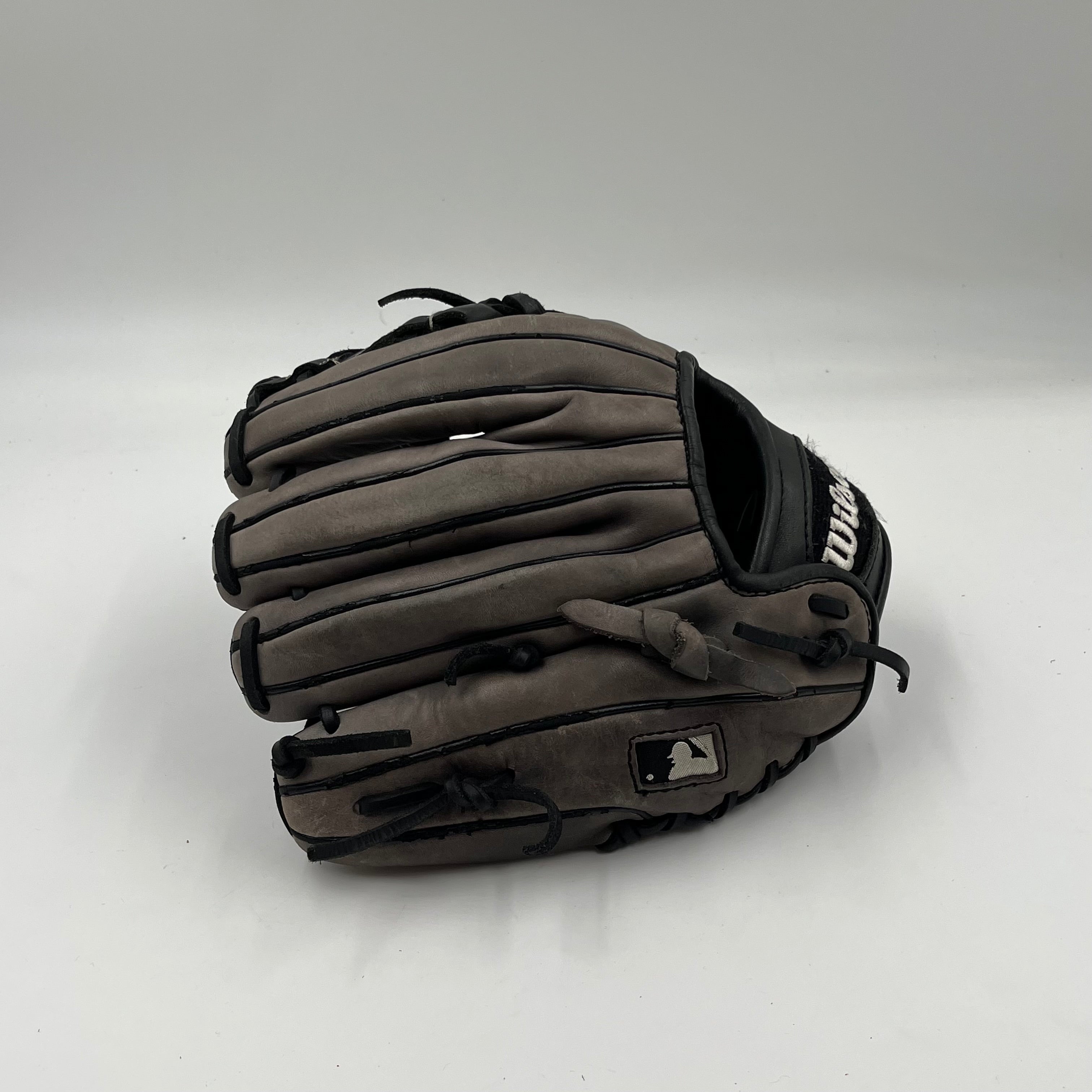 Wilson 6-4-3 11” Infield Baseball Glove