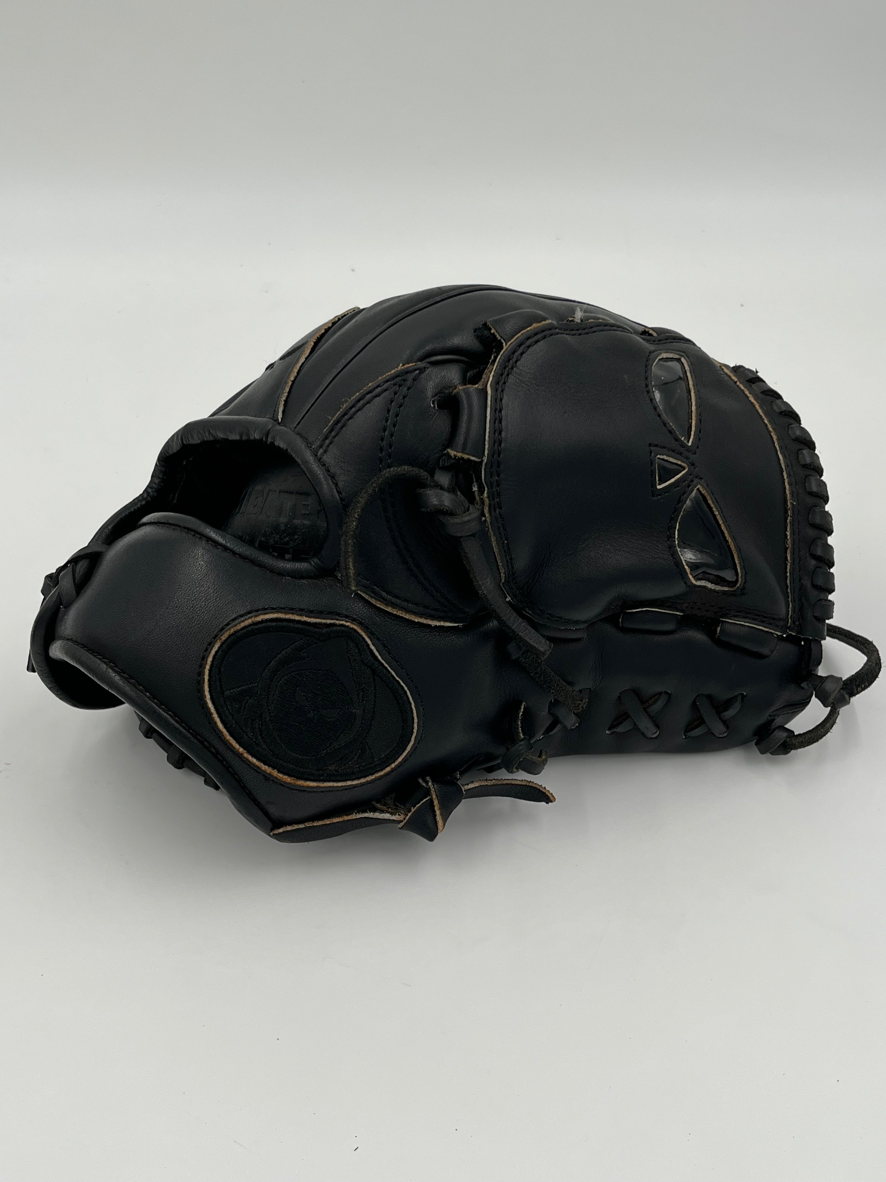 The Shado 5 Stealth closed web 12” pitchers infield baseball glove