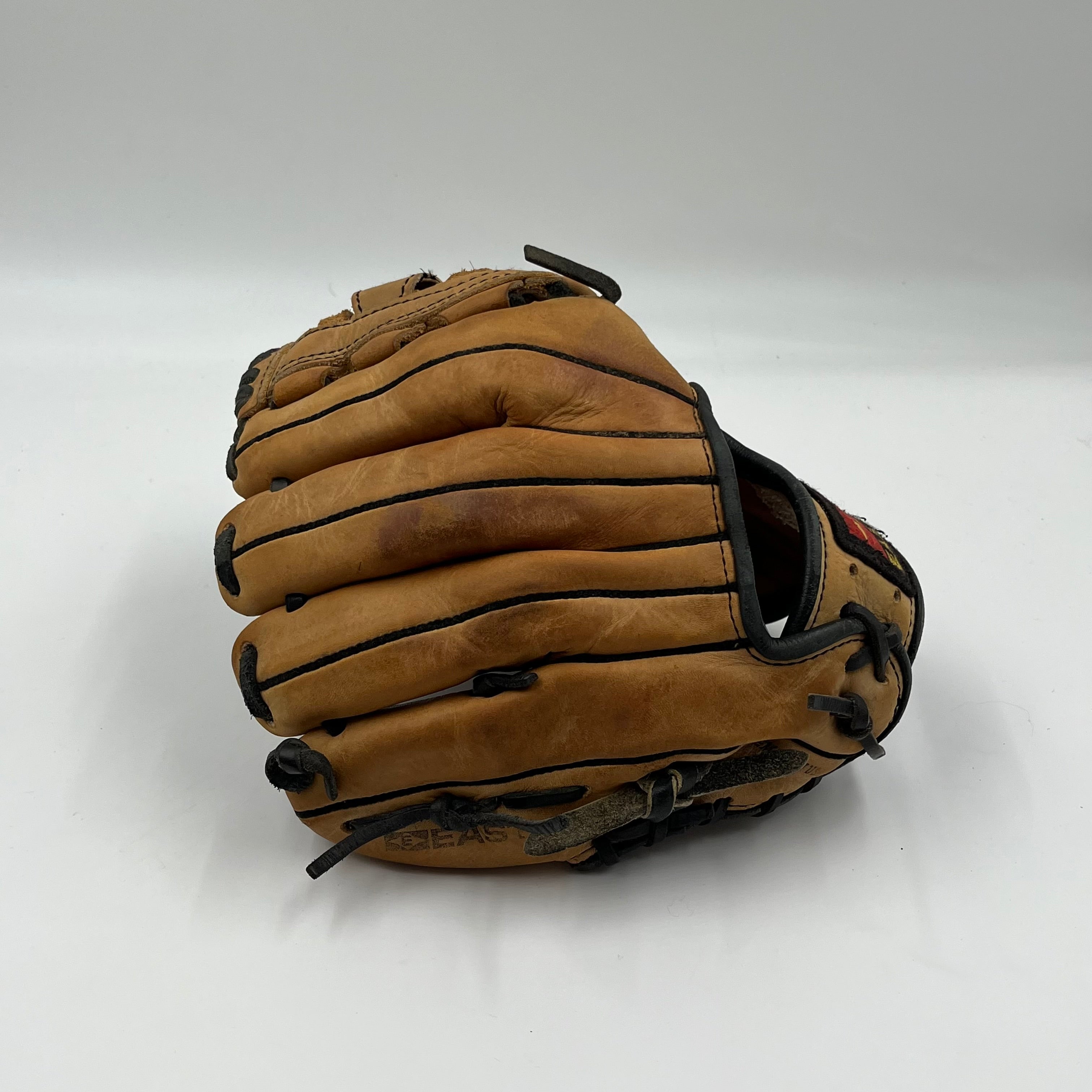 Easton Redline 11.5 infield baseball glove