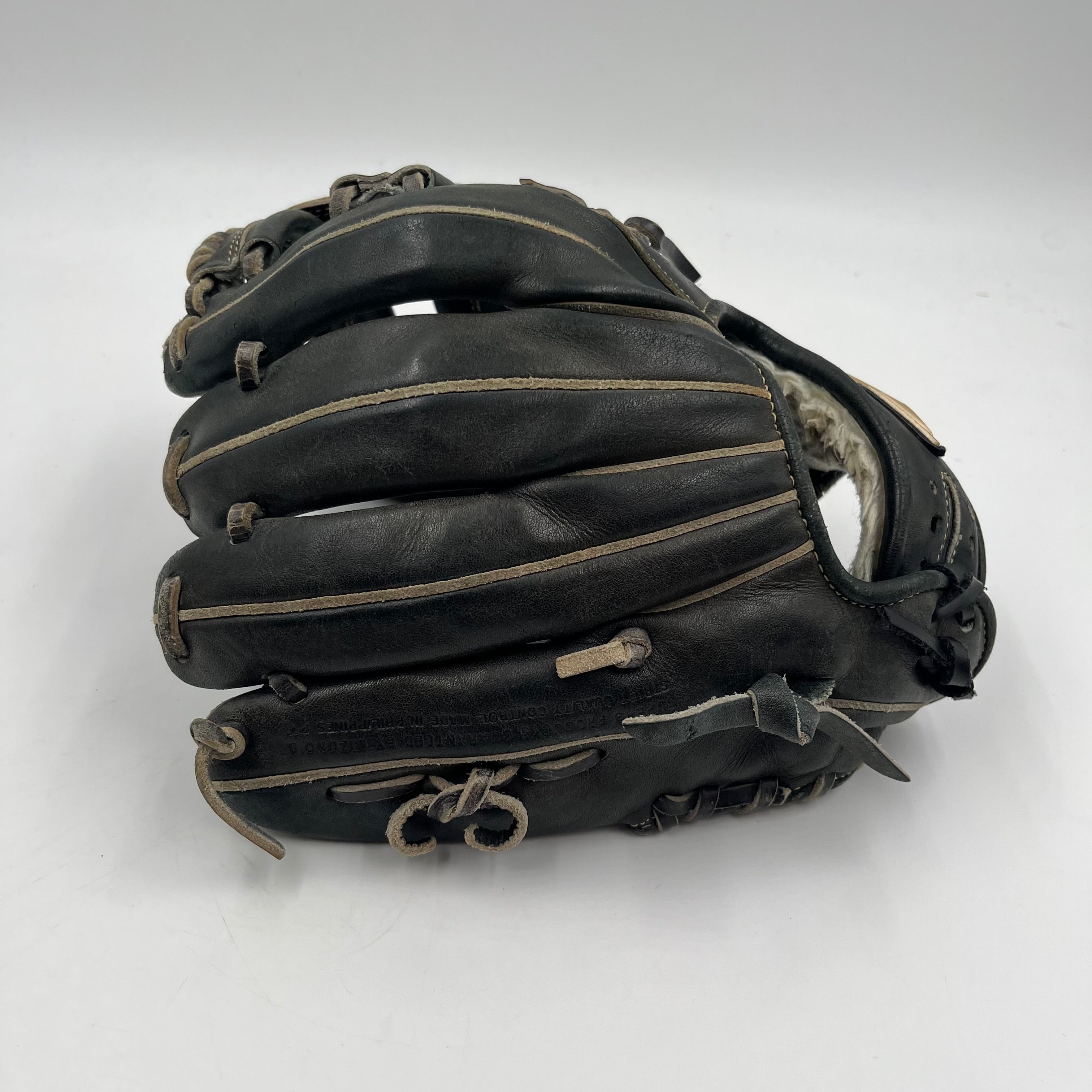 Mizuno Global Elite 11” Infield Baseball Glove