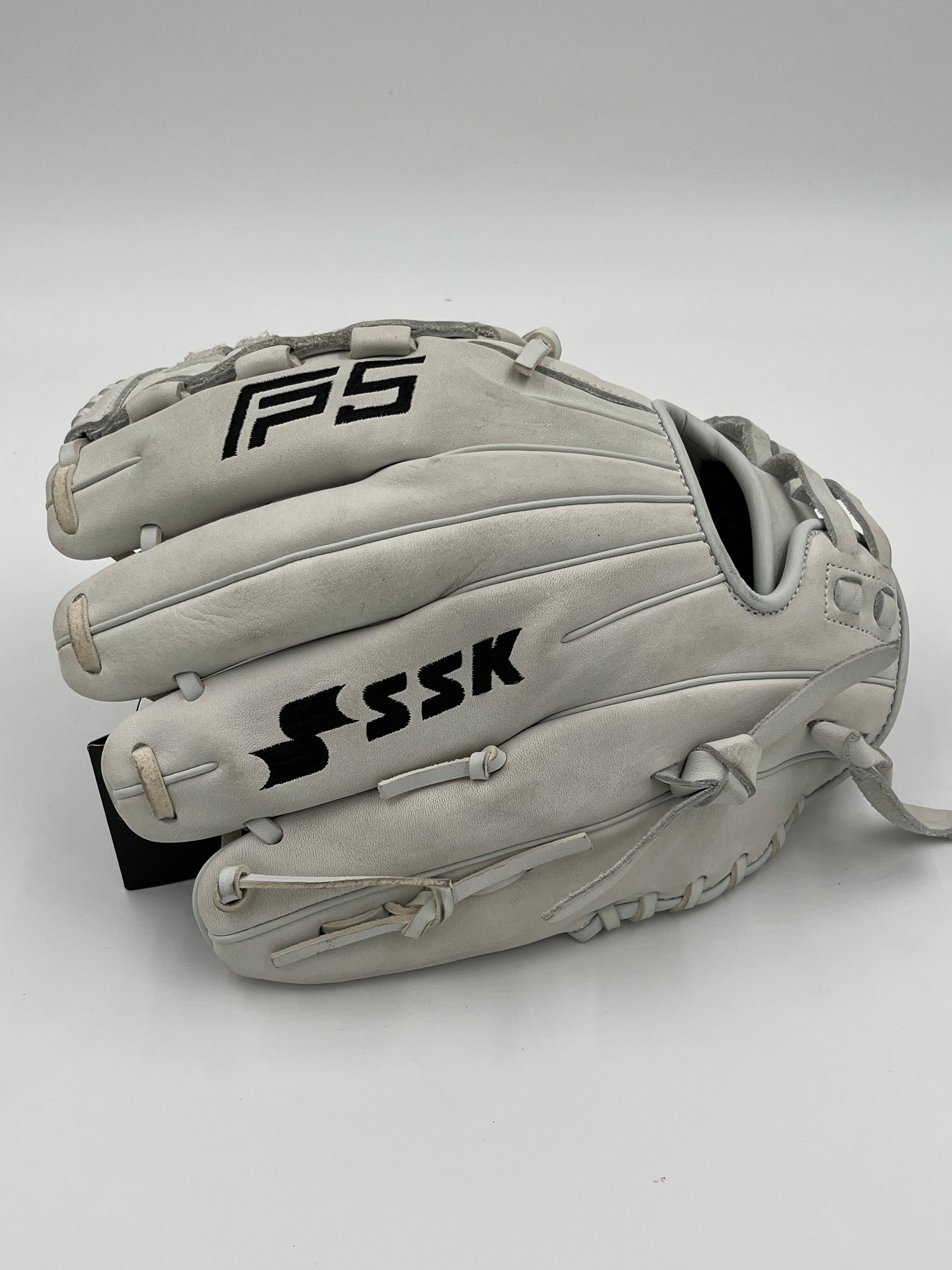 SSK F5 Fastpitch 11.5 softball glove