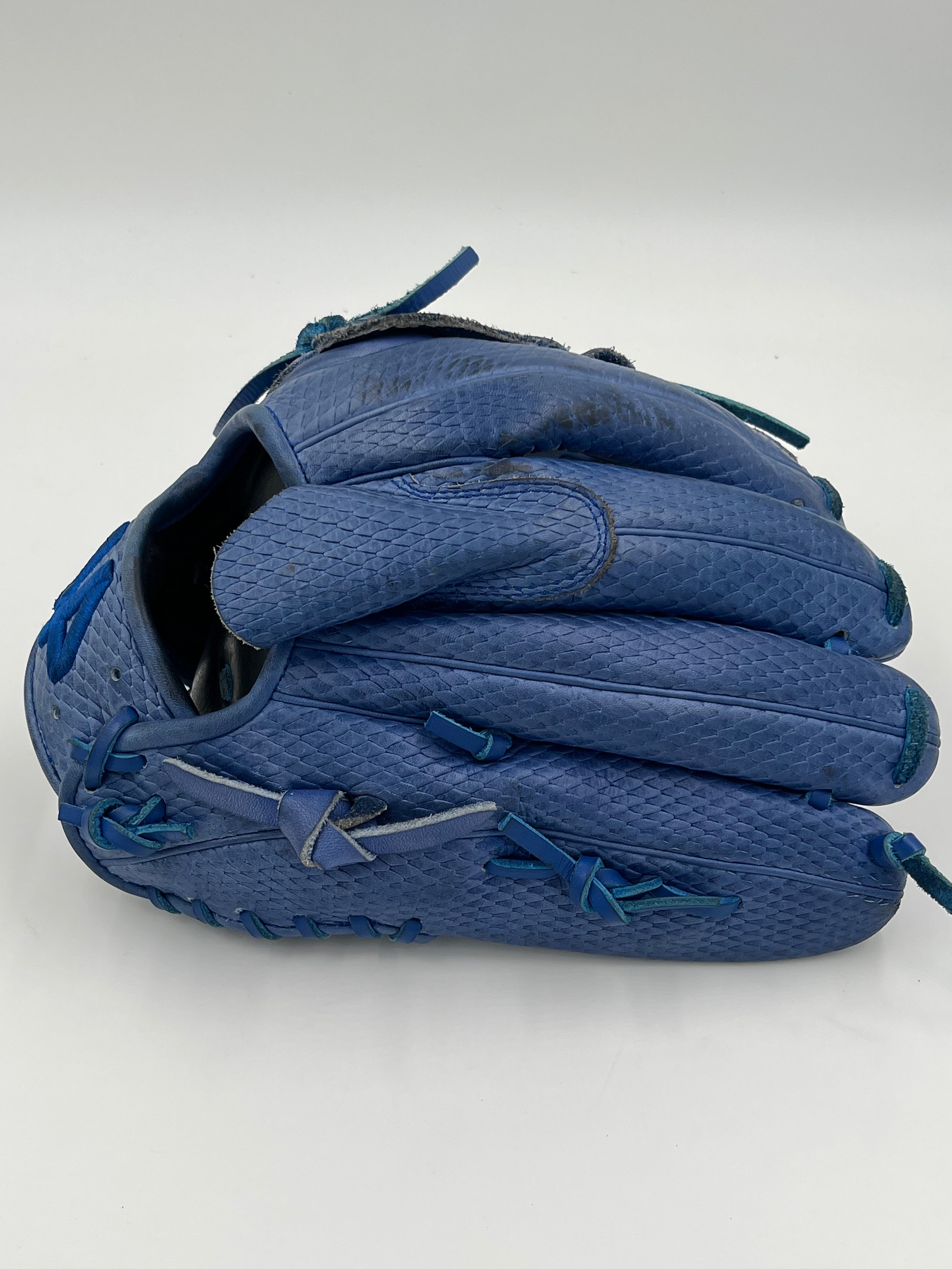 44 pro EX-10 12” lefty Memphis college issue pitchers baseball glove