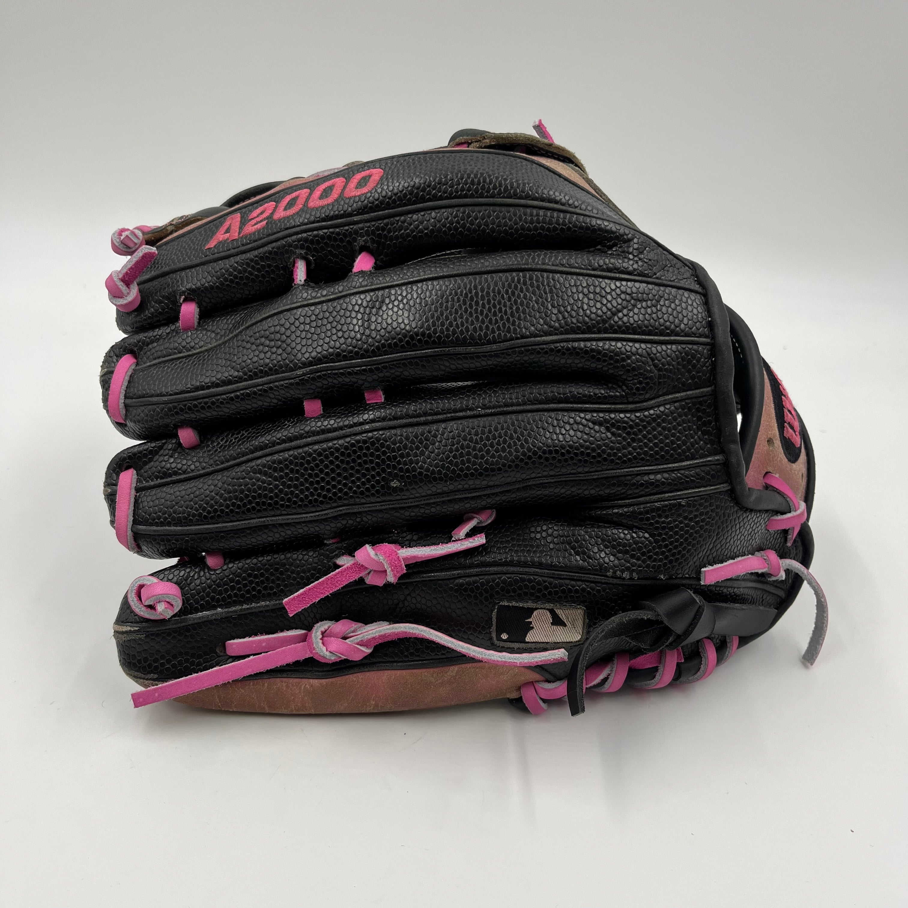 Wilson A2000 1799 12.75 Outfield Baseball Glove