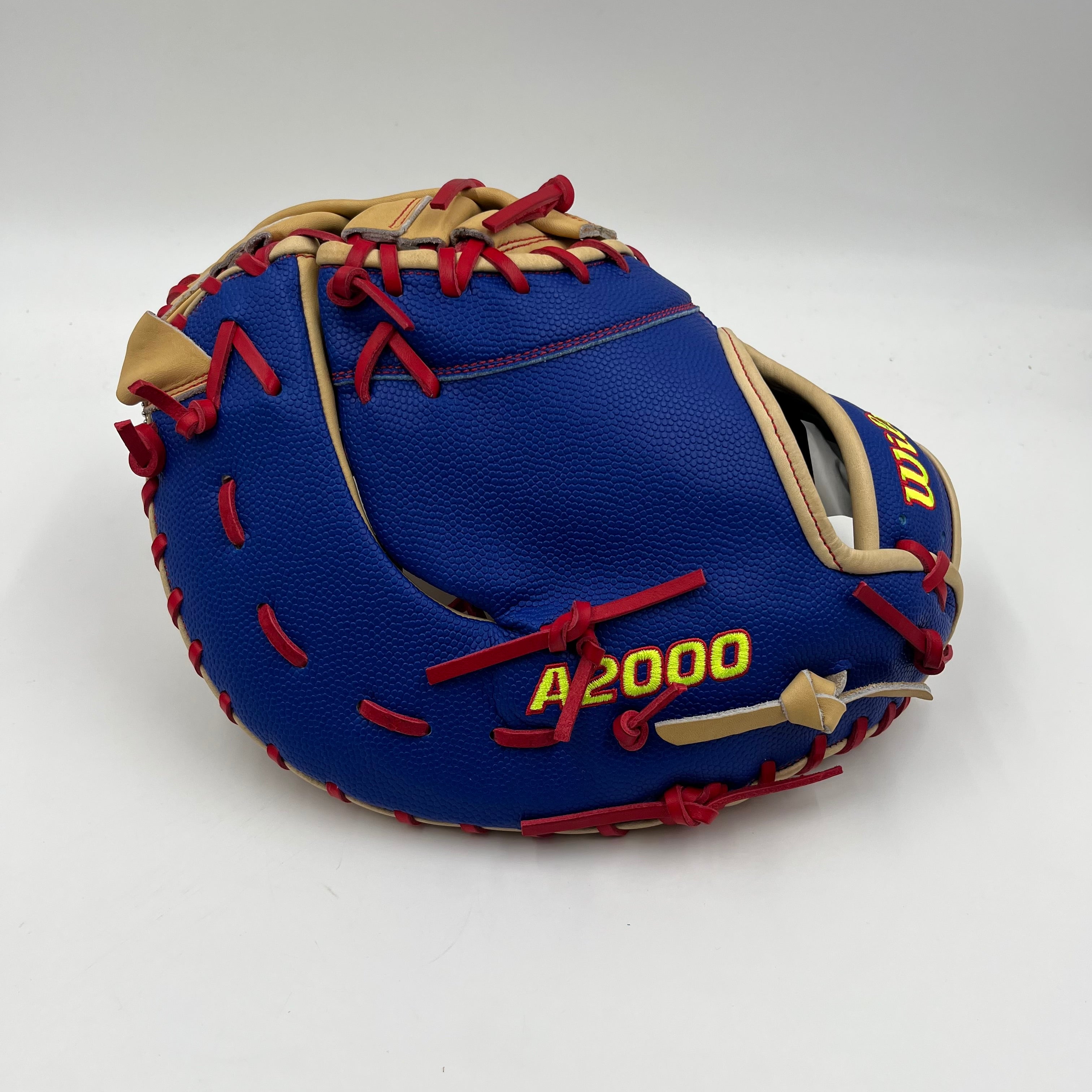Wilson A2000 1617 12.5 First Base Mitt Baseball Glove