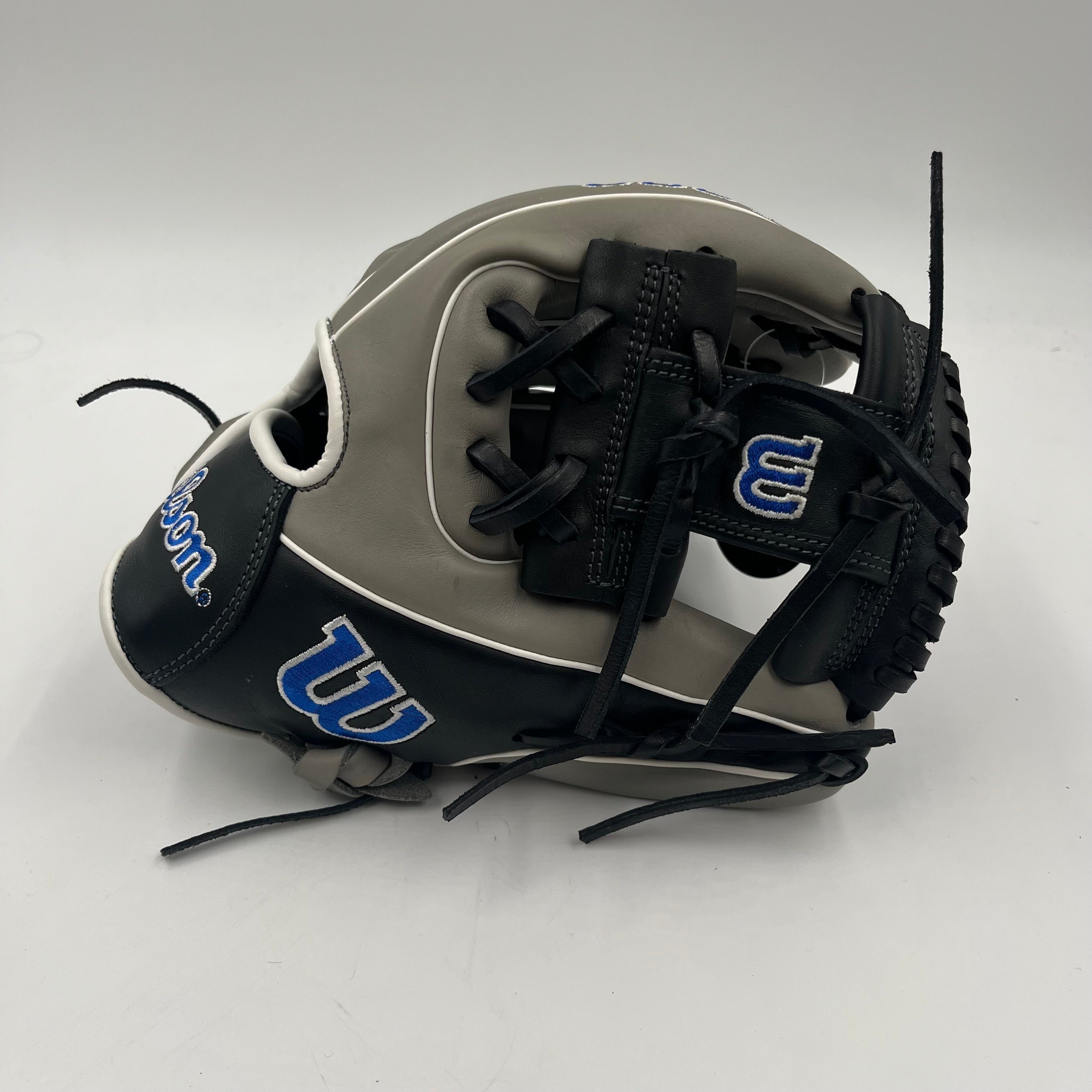 Wilson A900 11.25 Infield Baseball Glove