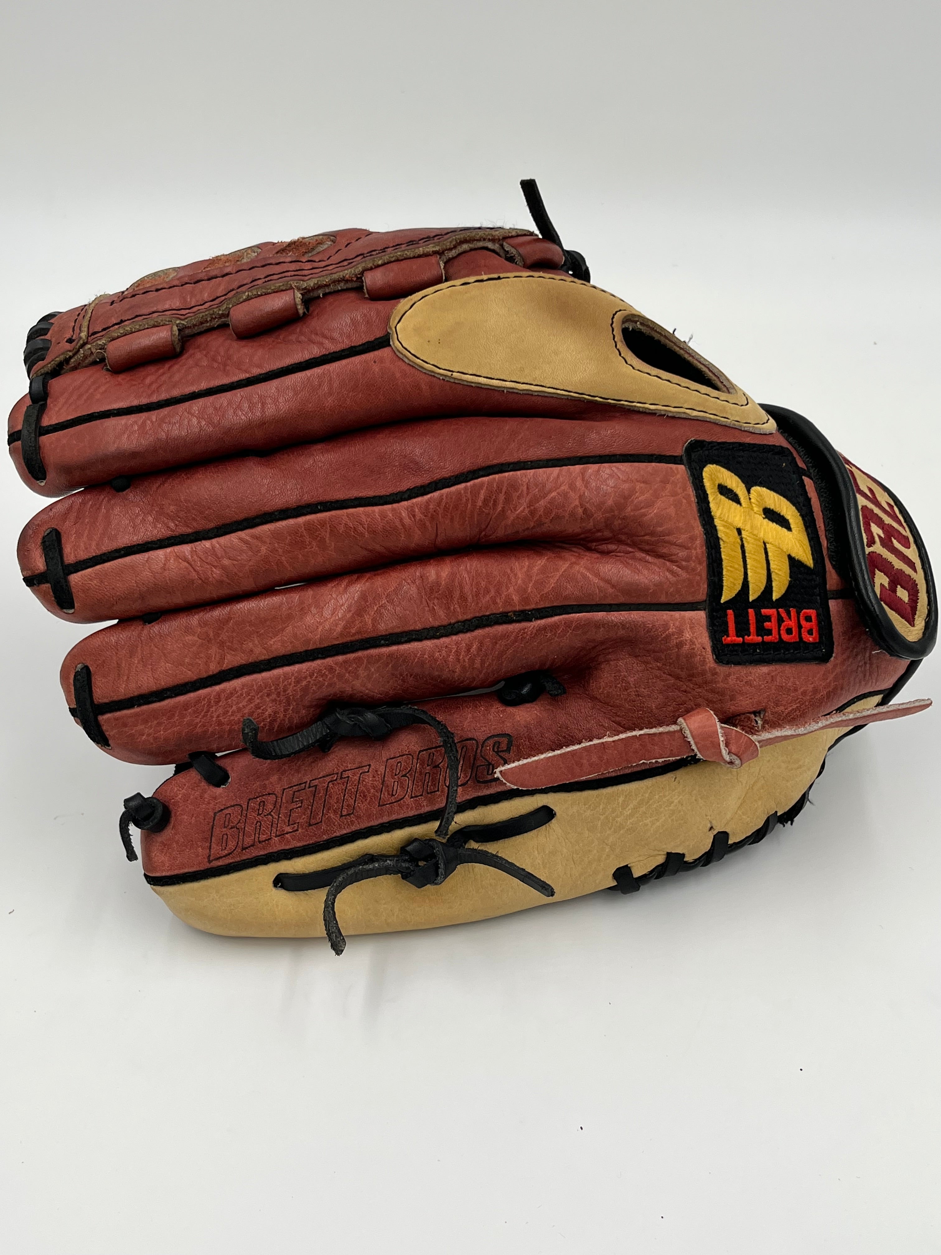 Brett Bros George Brett 12.5 outfield baseball glove