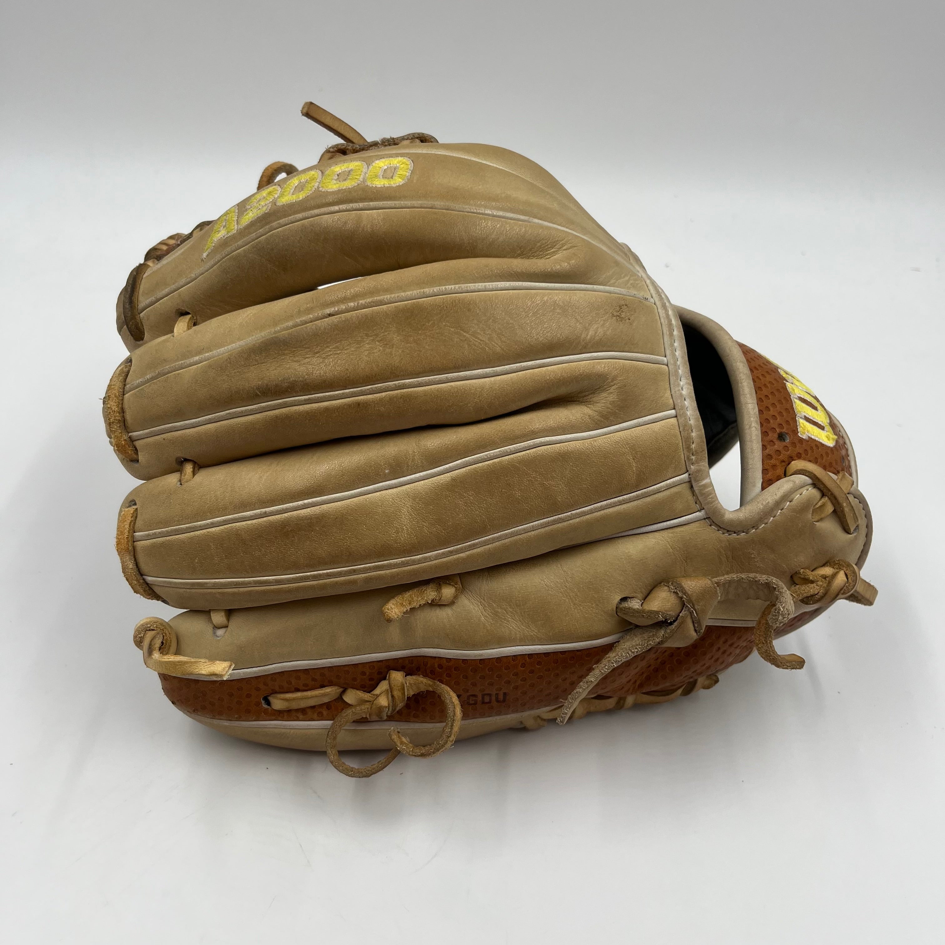 Wilson A2000 1786 11.5 Infield Baseball Glove