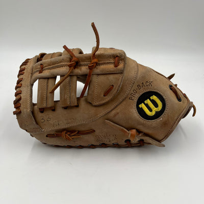 Wilson A2000 A2802 12.5 Left First Base Mitt Baseball Glove