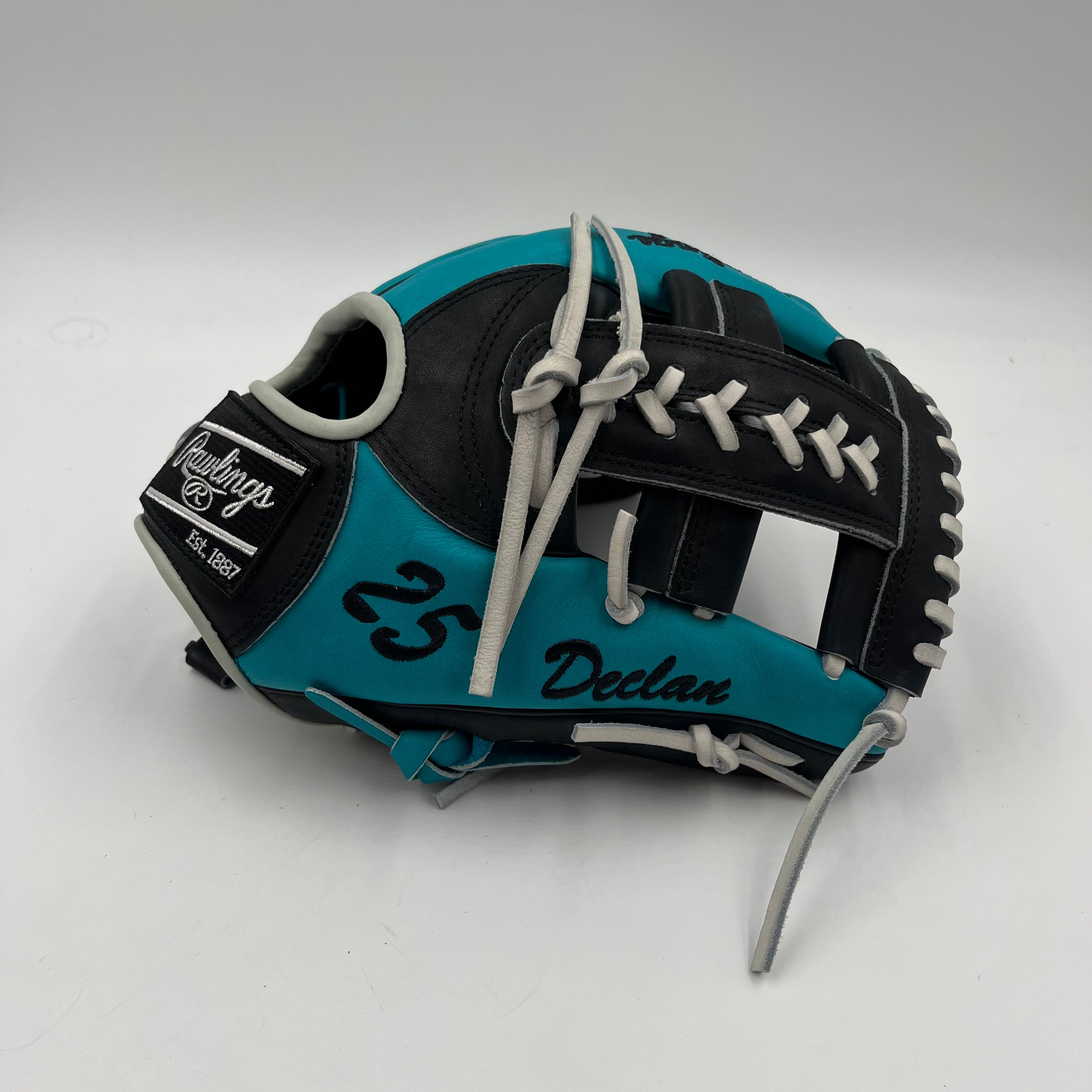 Rawlings Heart of the Hide 11.25 Infield Baseball Glove