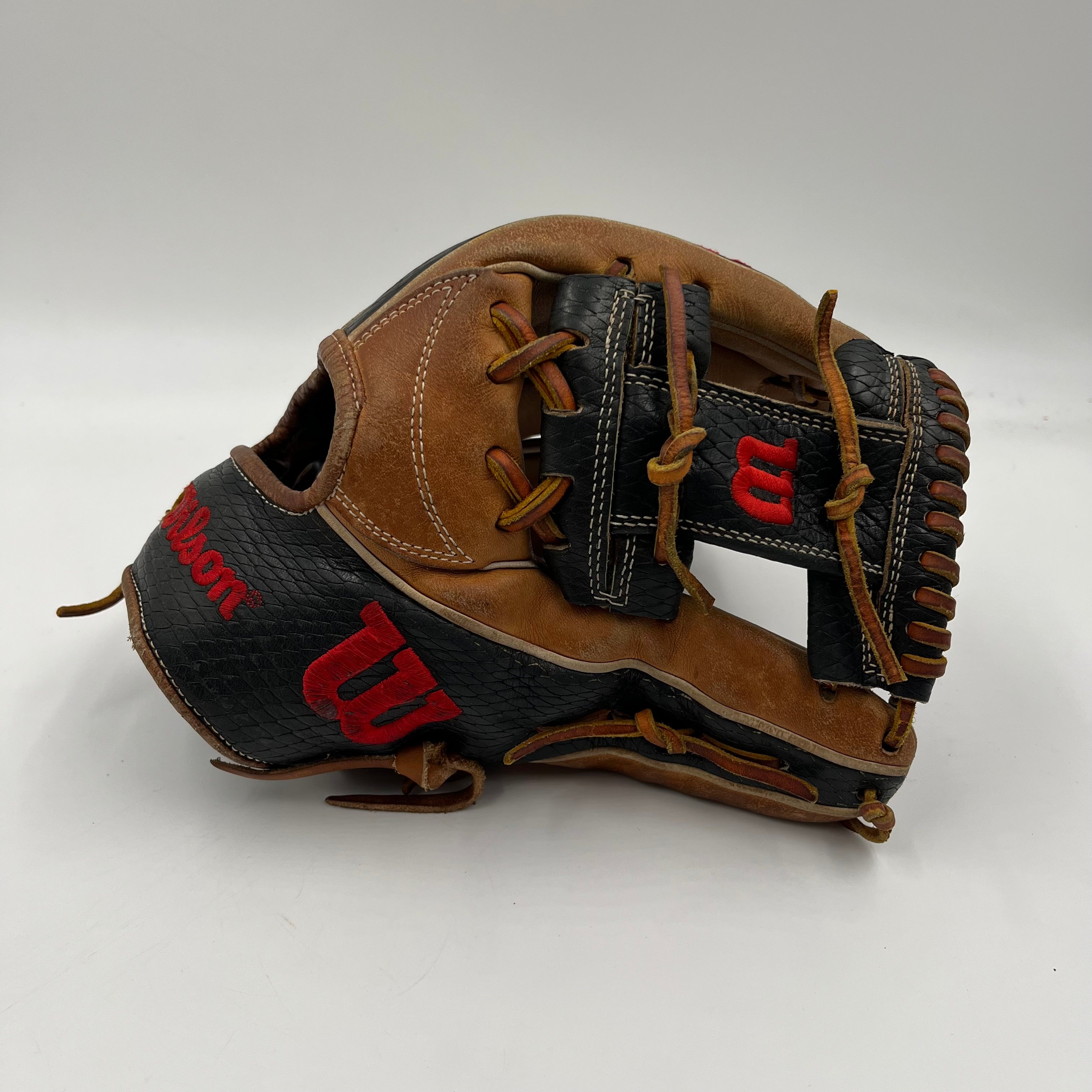 Wilson A2K 1787 11.75 Infield Baseball Glove