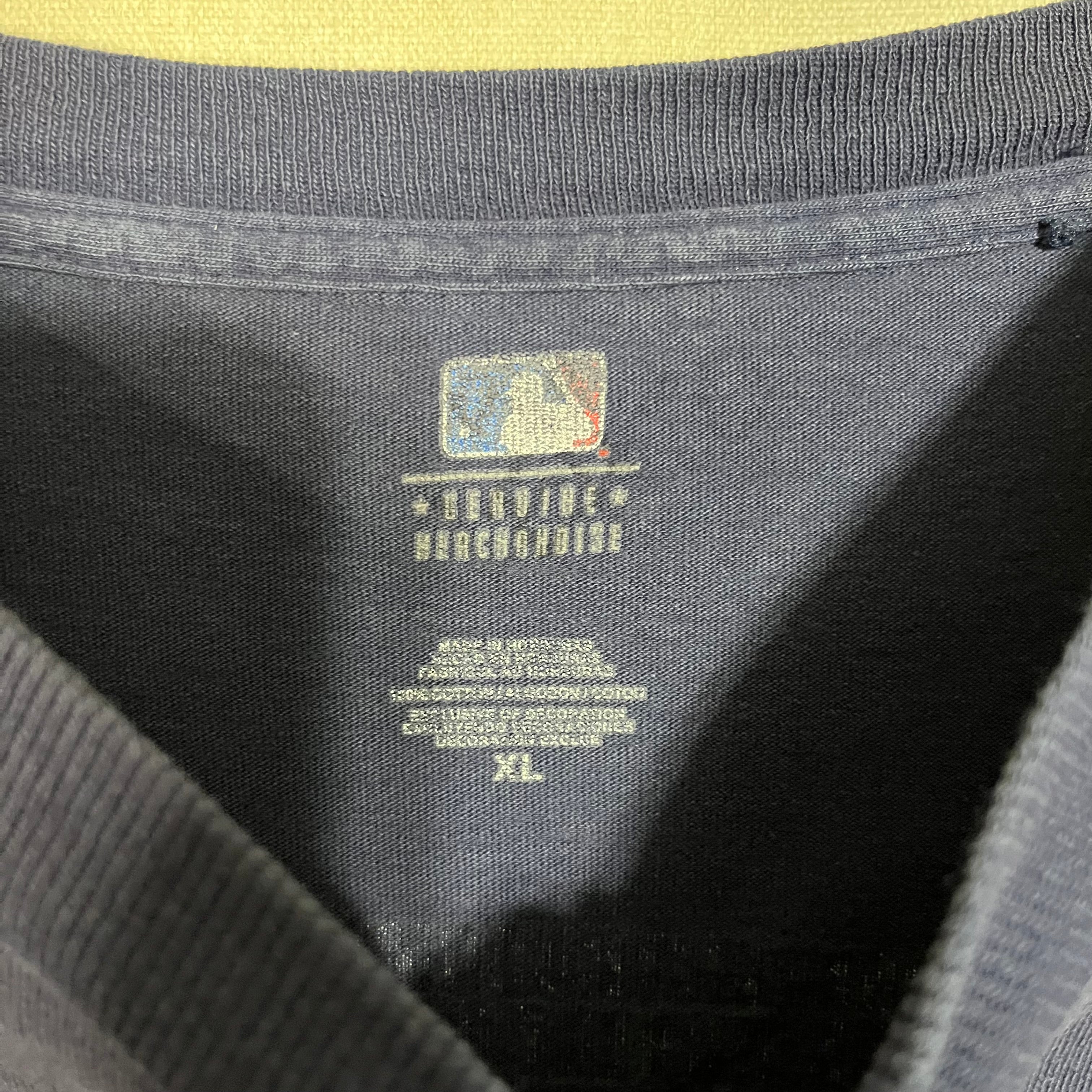 Minnesota Twins Multi Logo T-Shirt Size X-Large